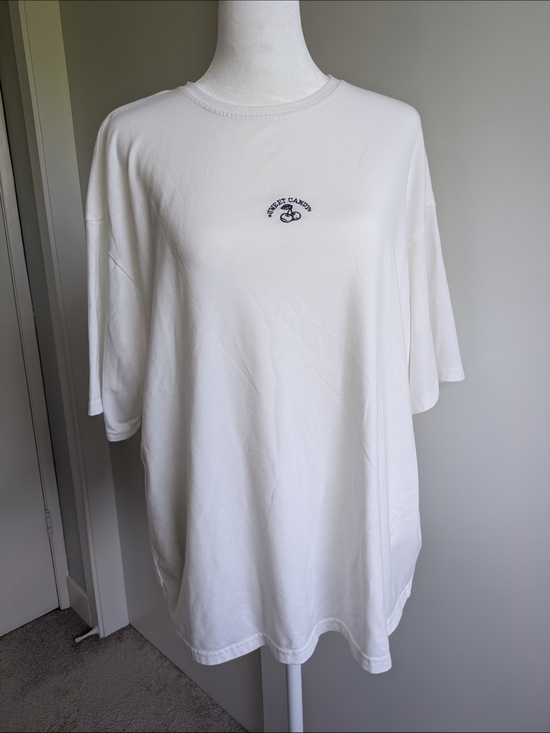Tops - White Embroidered Cherry "Sweet Candy" Oversized T-Shirt